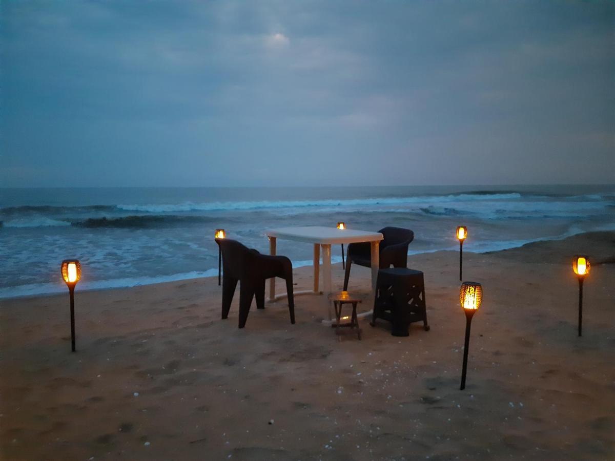 The Camp Club Beach Villa Payyannur Exterior photo